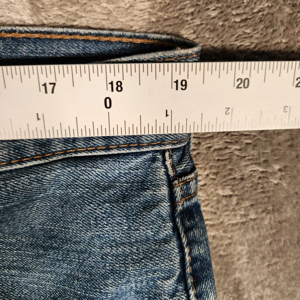 Levi's 559‎ Jeans Men's 38X32 Blue Relaxed Straight 100% Cotton 00559-0377